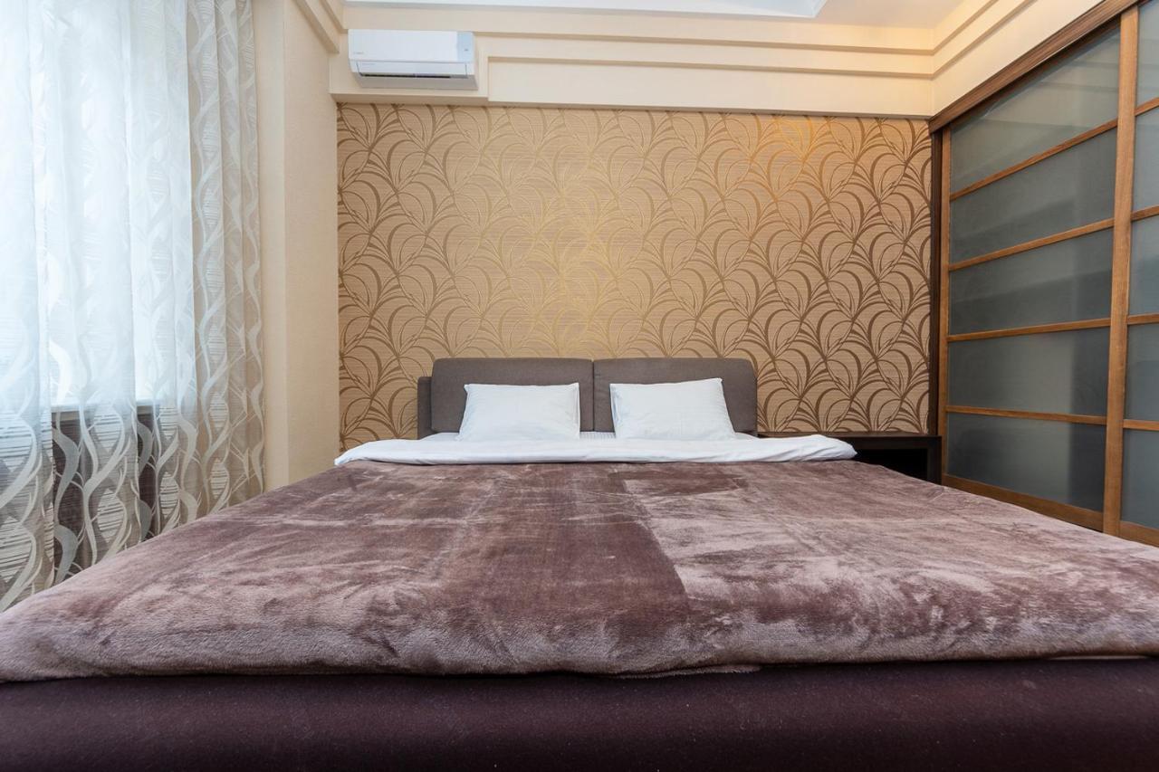 Apartments On Besarabka 키예프 외부 사진