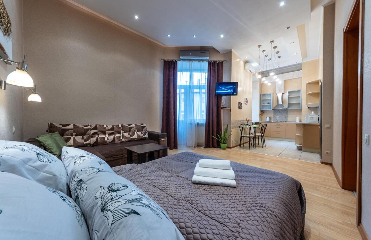 Apartments On Besarabka 키예프 외부 사진