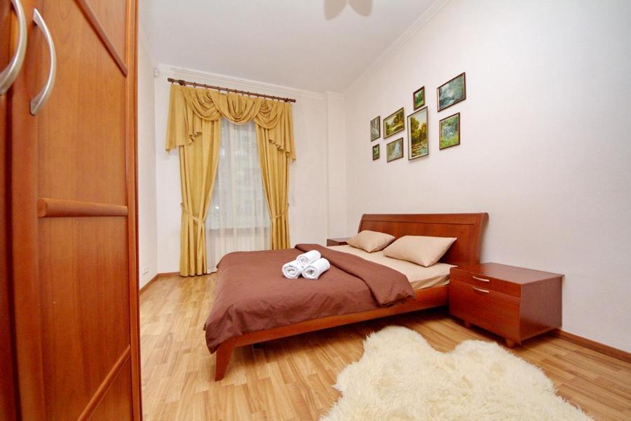 Apartments On Besarabka 키예프 외부 사진